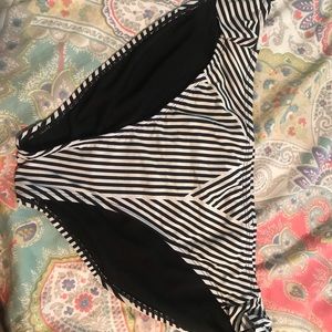 Stripped bikini bottoms
